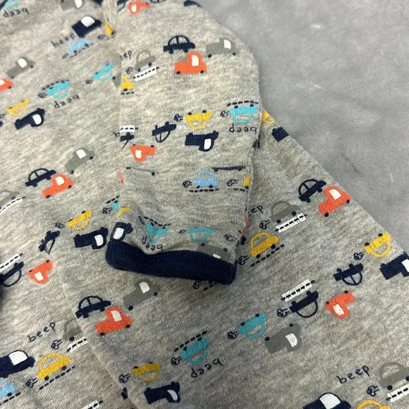 Gerber - long  sleeve convertible nightgown/sleep sack. Size 0-6 months - Picture 3 of 5